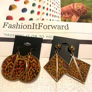 Two Pair of Fashion Leopard Print Dangle Earrings